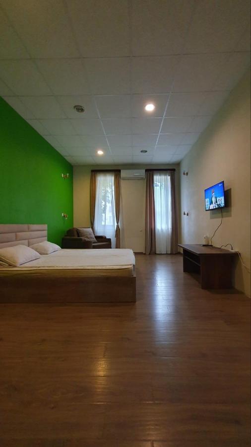 Your Home Hotel Tbilisi Exteriér fotografie